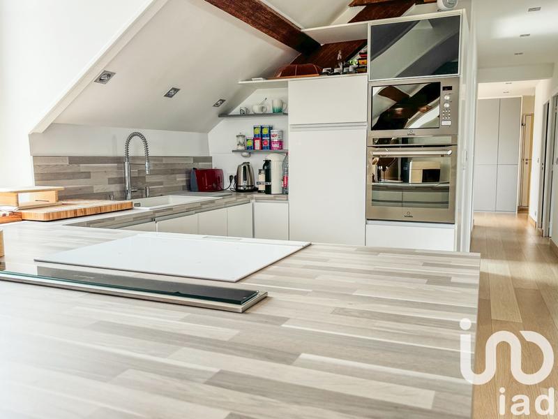 Appartement - 93 m² - 4 pièces