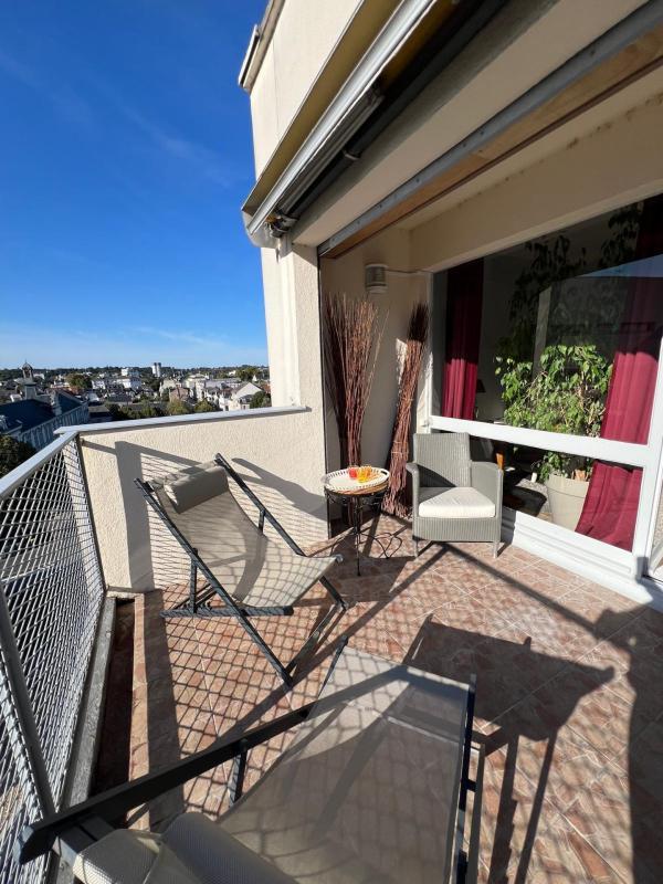 Appartement - 93 m² - 4 pièces