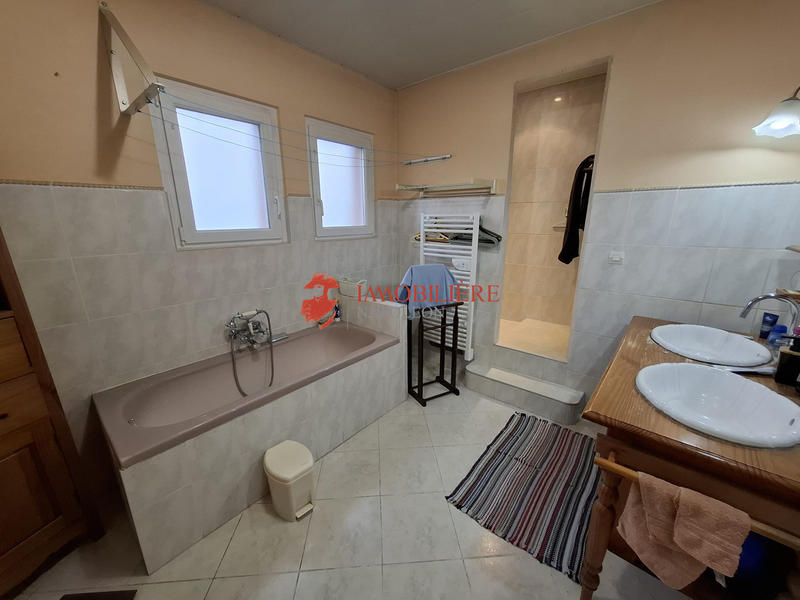 Maison - 132 m² - 6 pièces