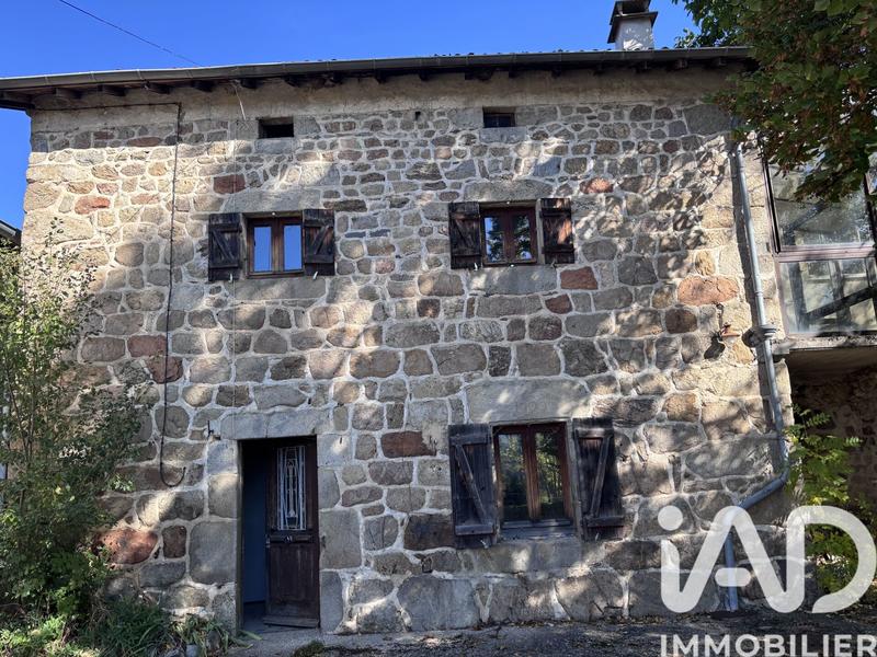 Maison - 212 m² - 4 pièces