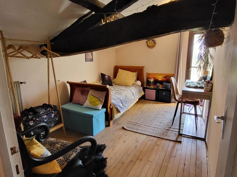 Maison traditionnelle - 116 m² - 8 pièces