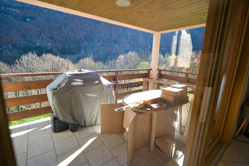 Maison traditionnelle - 202 m² - 8 pièces