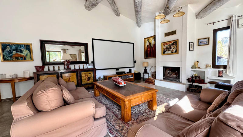 Maison - 194 m² - 5 pièces