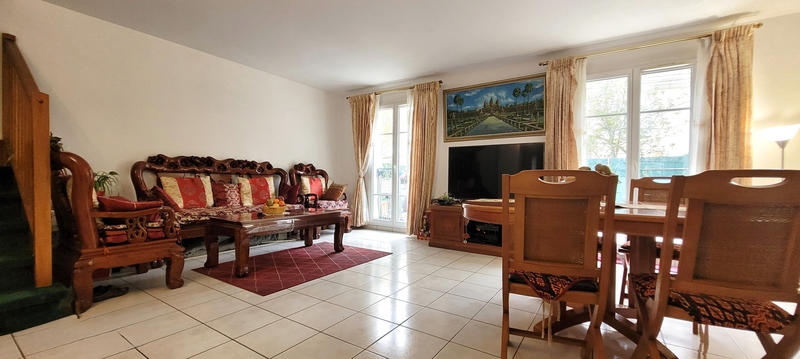 Maison - 97 m² - 5 pièces