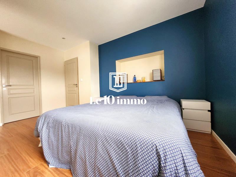 Maison - 180 m² - 7 pièces