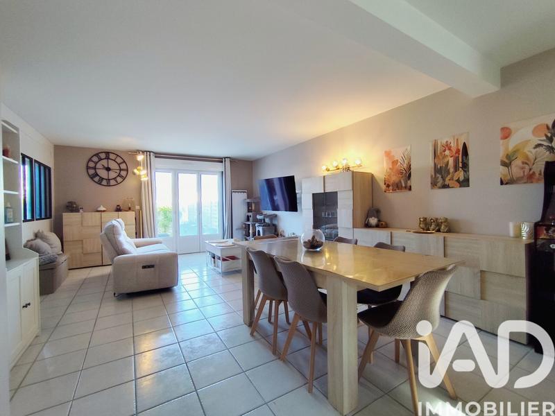 Maison - 101 m² - 5 pièces