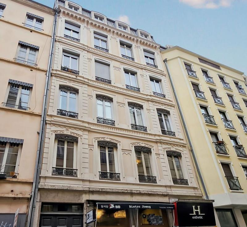 Appartement - 61 m² - 2 pièces