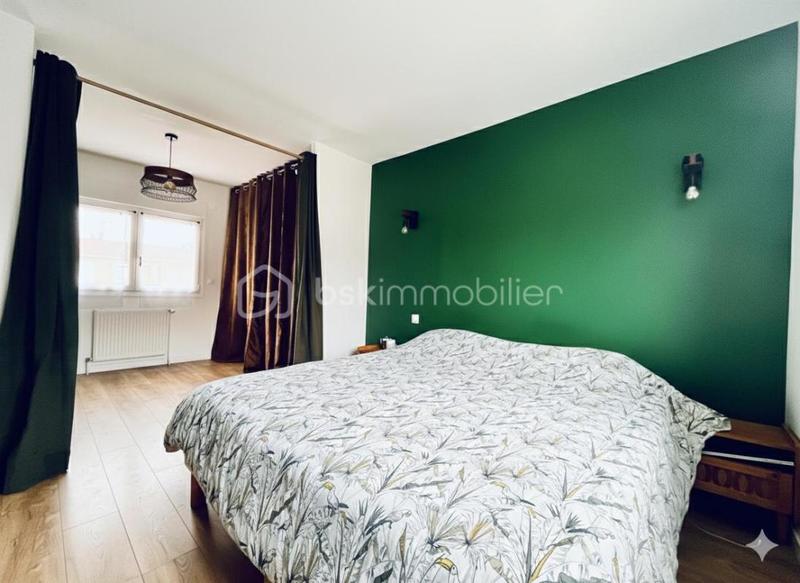 Maison - 80 m² - 4 pièces