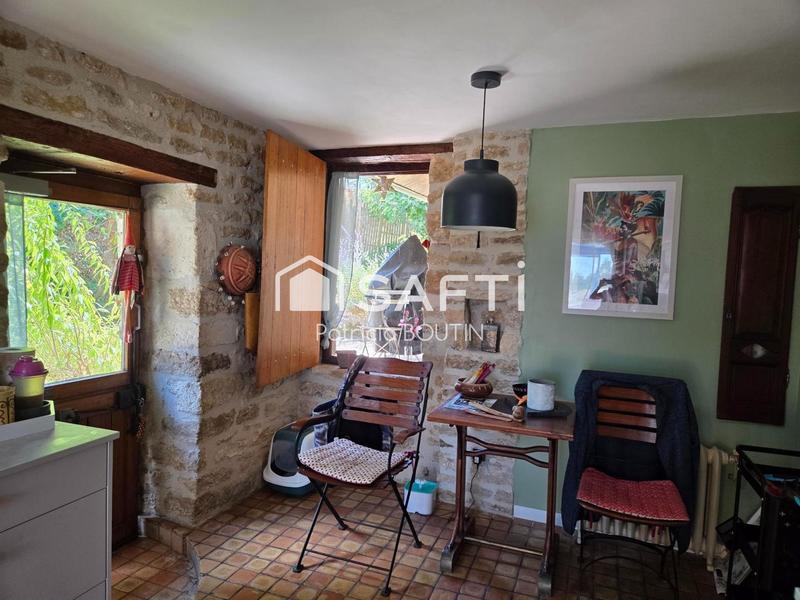 Maison - 260 m² - 10 pièces