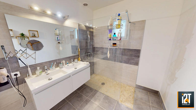 Maison - 124 m² - 4 pièces