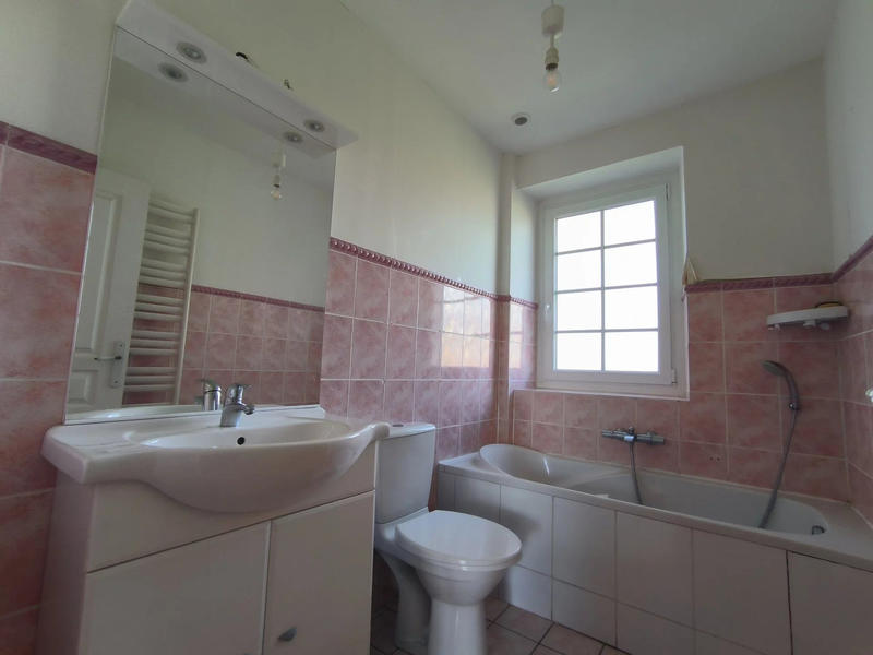 Maison - 259 m² - 7 pièces