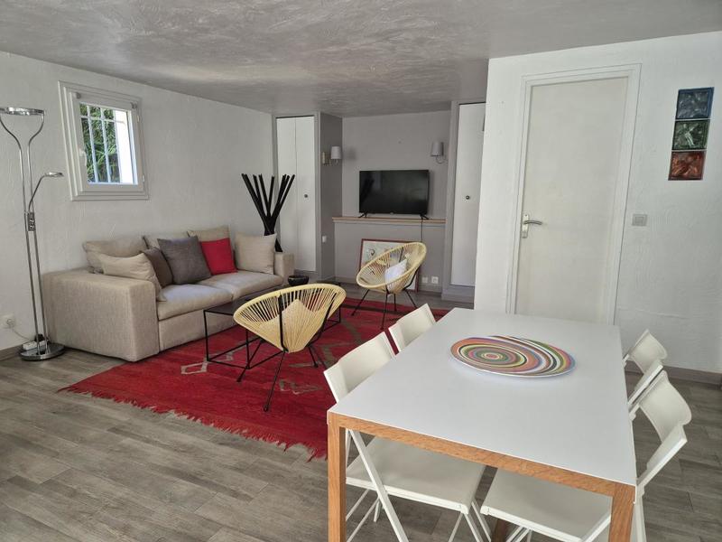 Maison - 140 m² - 7 pièces