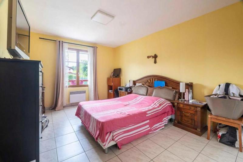 Maison - 108 m² - 5 pièces
