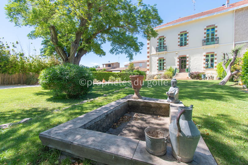 Maison - 200 m² - 6 pièces