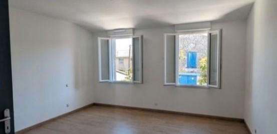 Maison - 88 m² - 3 pièces