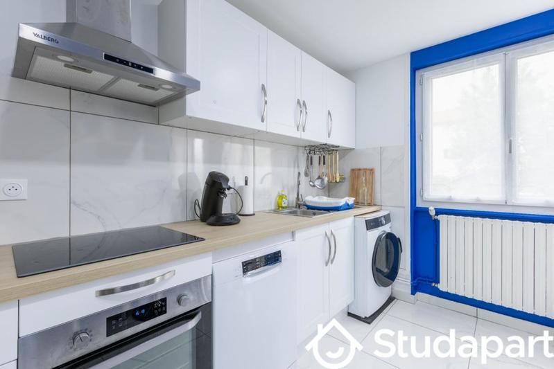 Chambre - 10 m² - 1 pièce