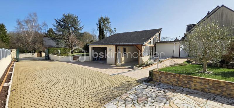 Propriété - 185 m² - 5 pièces