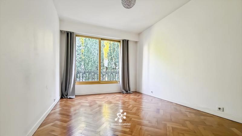 Appartement - 60 m² - 2 pièces