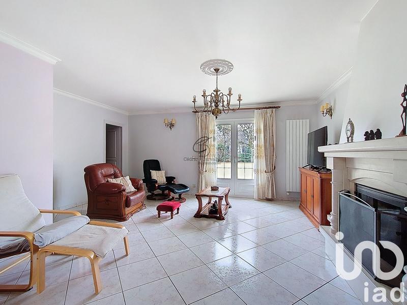 Maison - 161 m² - 6 pièces