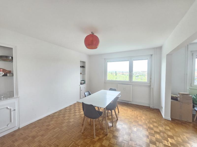 Appartement - 75 m² - 3 pièces