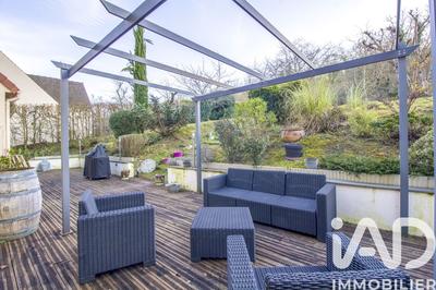 Maison - 192 m² - 7 pièces