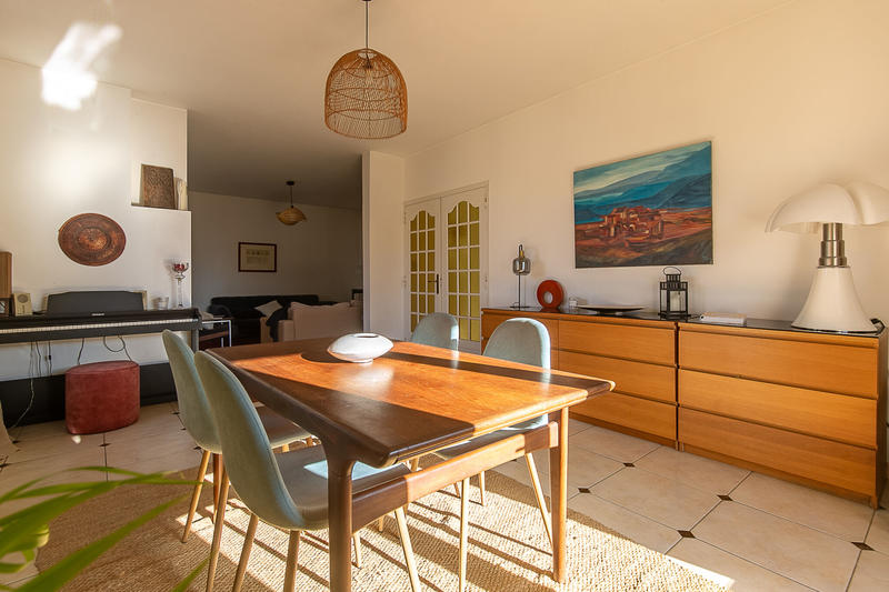 Villa - 189 m² - 6 pièces