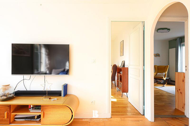 Maison - 180 m² - 8 pièces