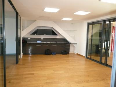 Bureau - 125 m² - 3 pièces
