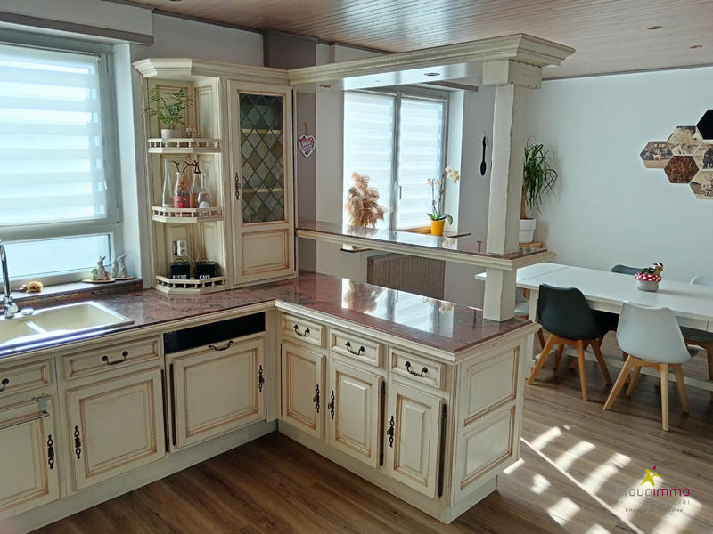 Maison - 183 m² - 6 pièces