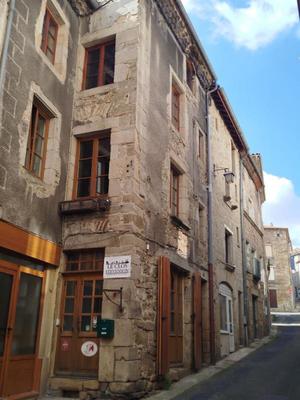 Maison - 200 m² - 11 pièces