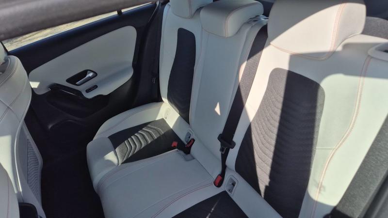 Mercedes Classe a 180 136 Style Line - Première main Entretien constructeur