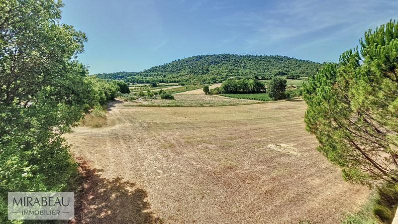 Villa - 180 m² - 8 pièces