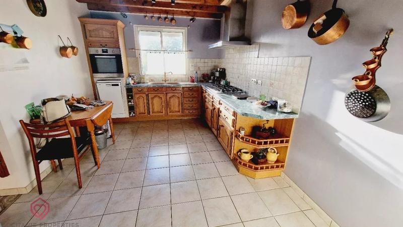 Villa - 186 m² - 6 pièces