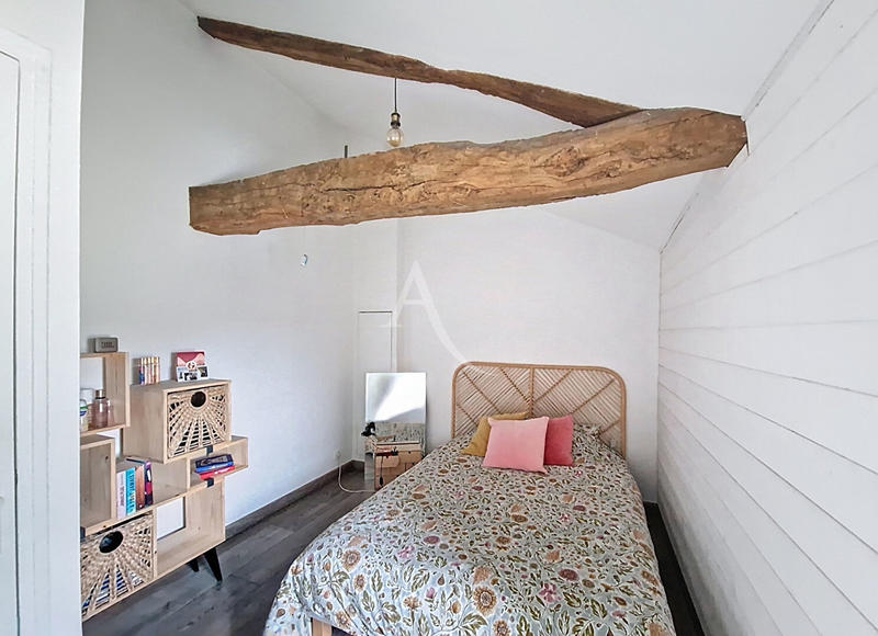 Maison - 180 m² - 6 pièces