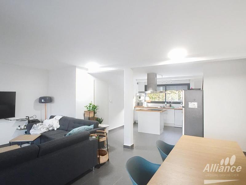 Appartement - 95 m² - 4 pièces