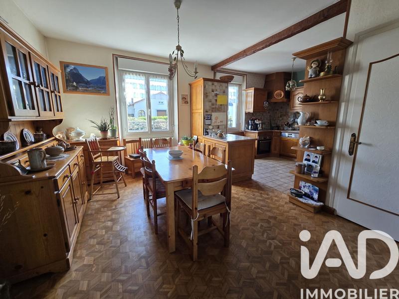 Maison - 183 m² - 7 pièces