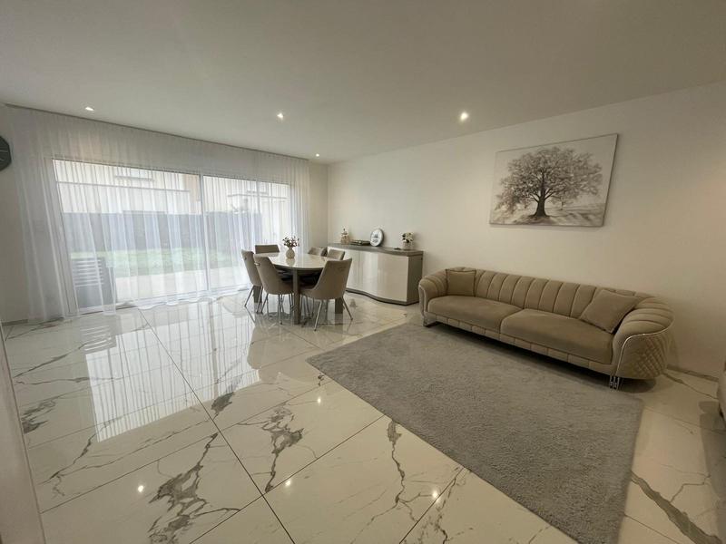 Maison - 152 m² - 7 pièces