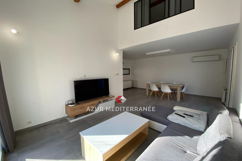 Maison - 98 m² - 4 pièces