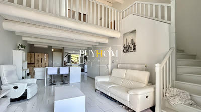 Appartement - 112 m² - 5 pièces