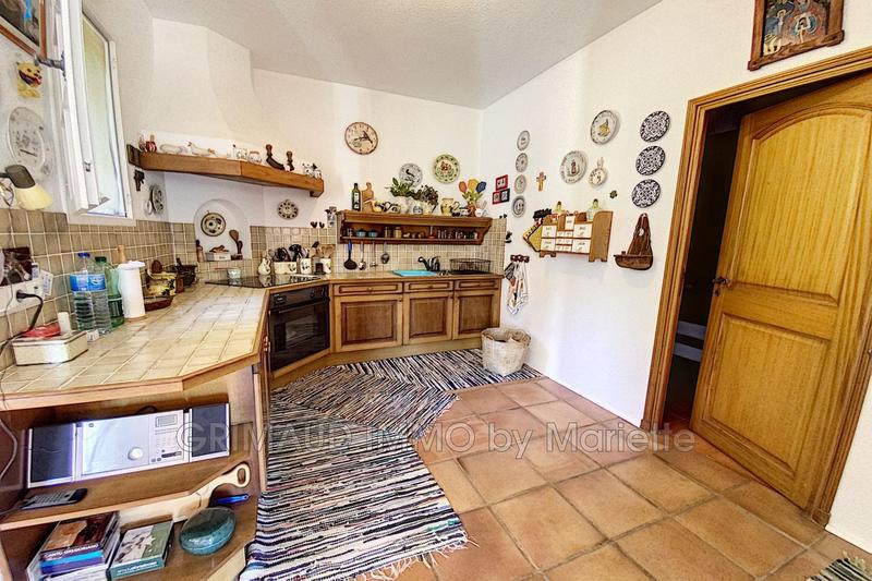 Villa - 225 m² - 6 pièces