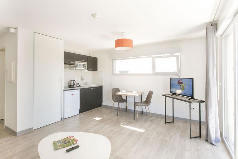 Studio - 36 m² - 1 pièce