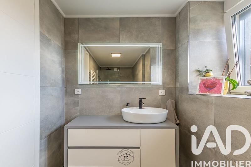 Maison - 159 m² - 5 pièces
