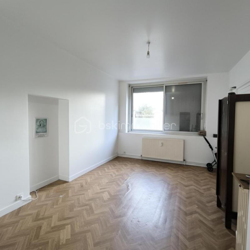 Immeuble - 284 m² - 16 pièces