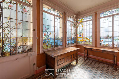 Maison - 213 m² - 8 pièces