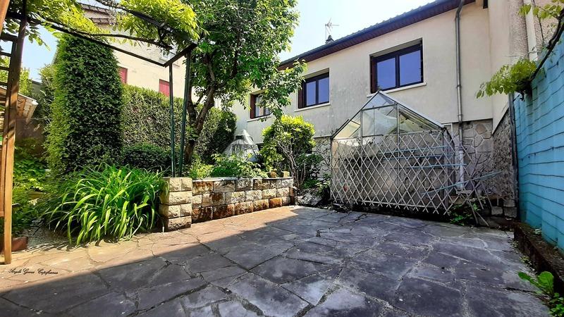 Maison - 143 m² - 5 pièces