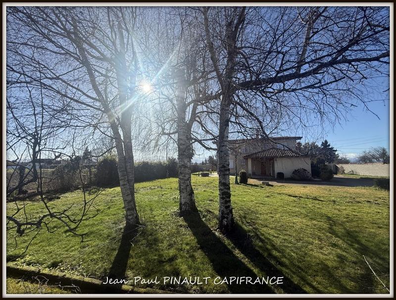 Maison - 163 m² - 8 pièces