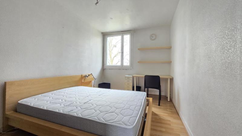 Appartement ancien - 70 m² - 4 pièces