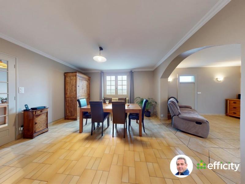 Pavillon - 187 m² - 7 pièces