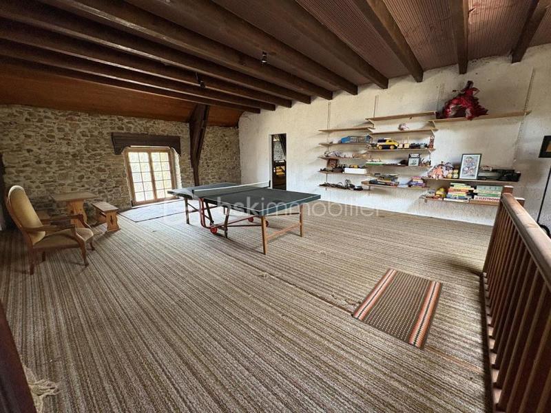 Corps de ferme - 290 m² - 14 pièces