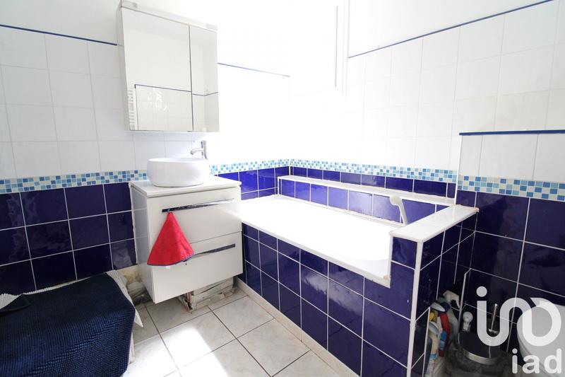 Maison - 99 m² - 5 pièces